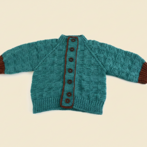 Hjemmestrikket cardigan